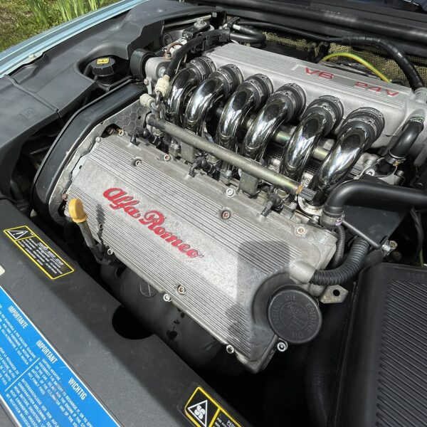 Alfa Romeo Busso V6 cleaning with dry ice